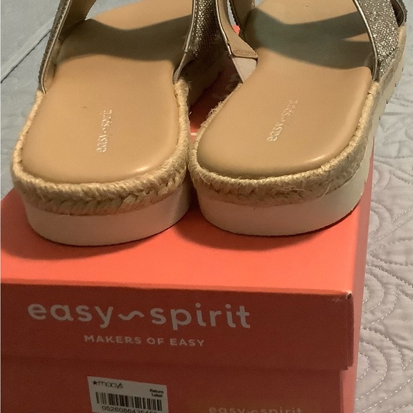 Easy Spirit Silver Sandals - Picture 6 of 9